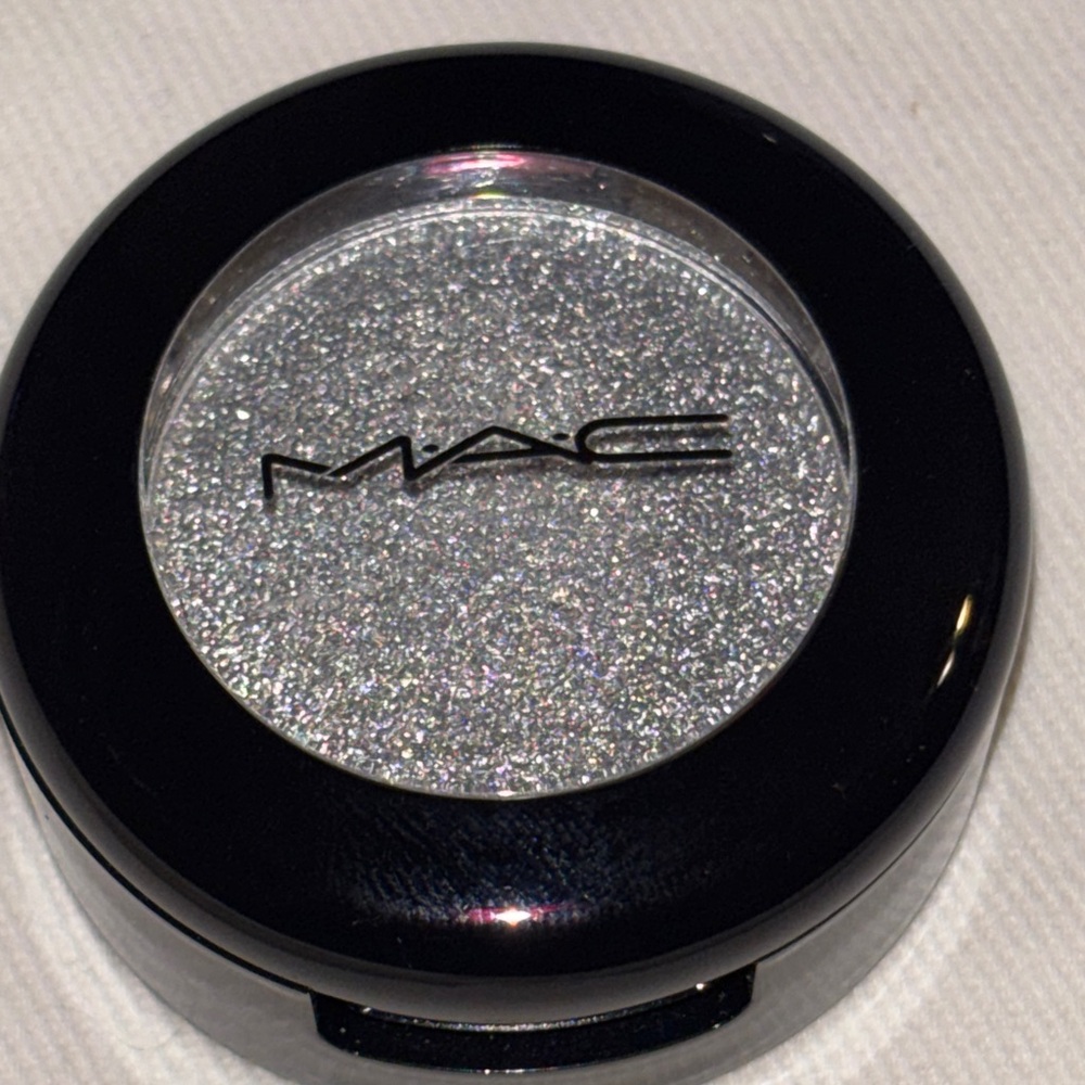 MAC Cosmetics Discotheque Dazzleshadow Extreme